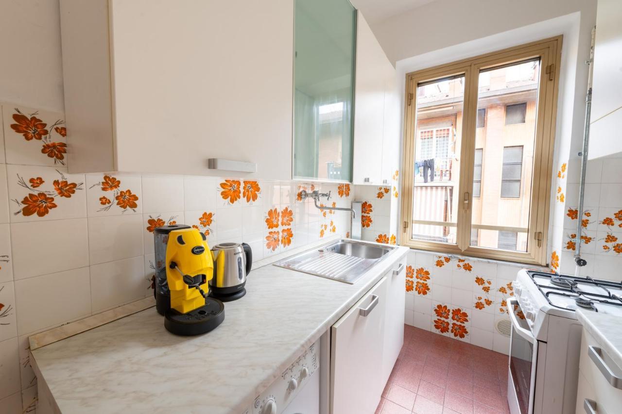 Casa Di Marianna E Vittorio Al Gemelli Apartment Rome Luaran gambar